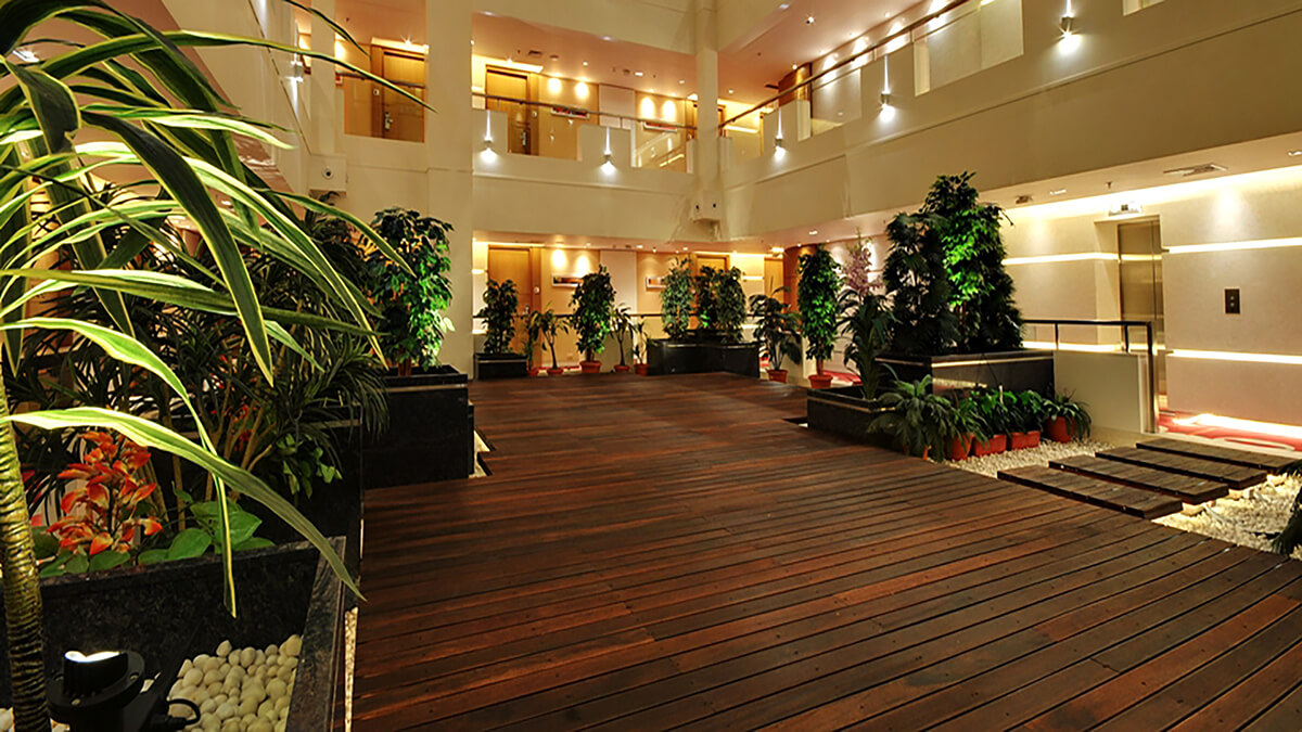 Platinum Hotel